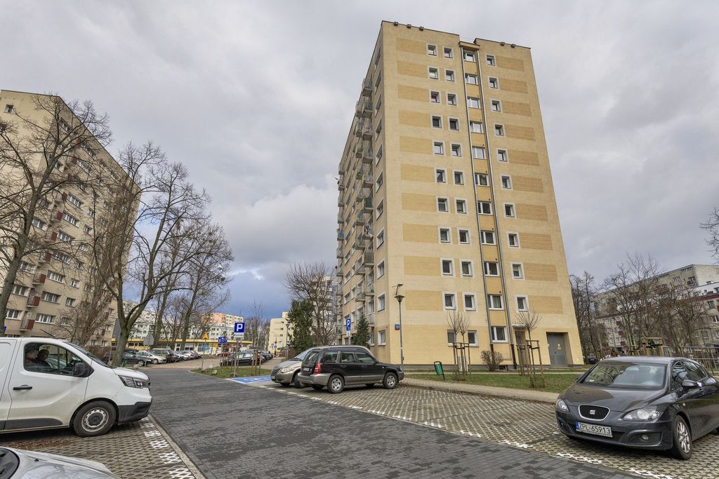 Mieszkanie 3 pokojowe na Sprzedaż