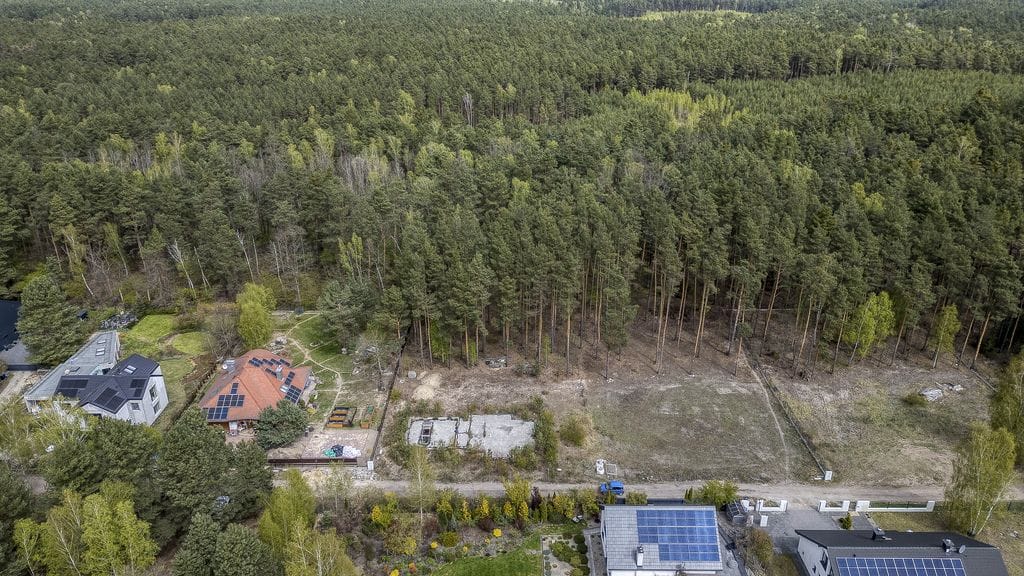 Działka  pokojowe na Sprzedaż