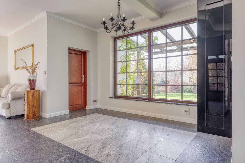 Dom 8 pokojowe na Sprzedaż