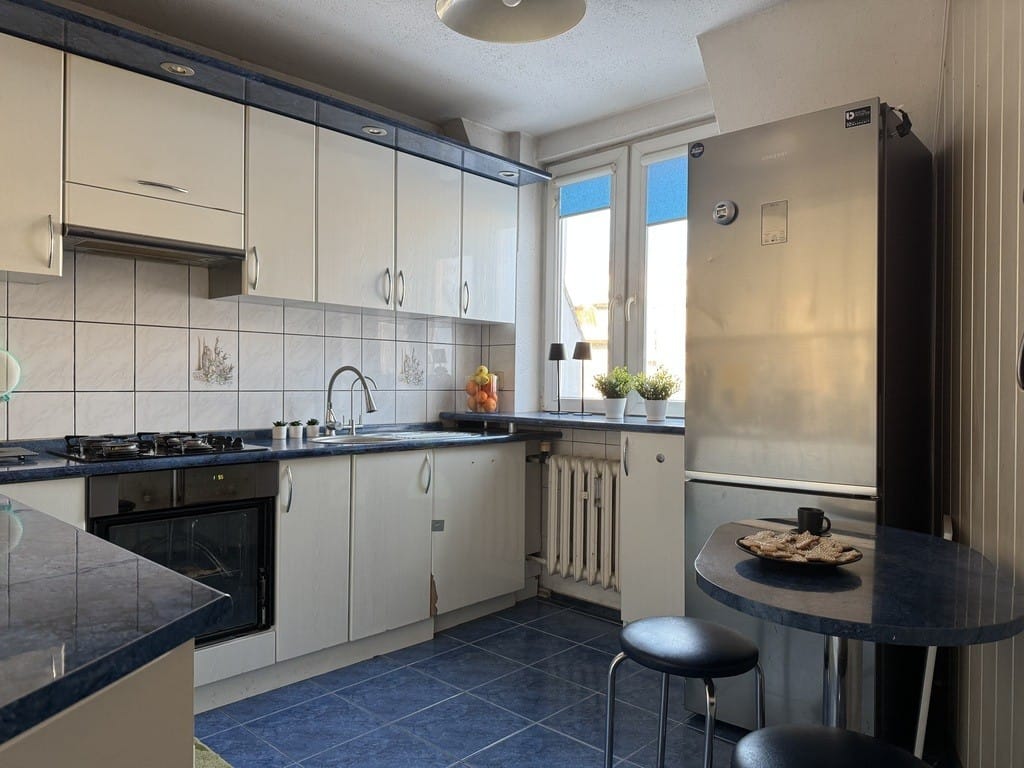 Mieszkanie 3 pokojowe na Sprzedaż