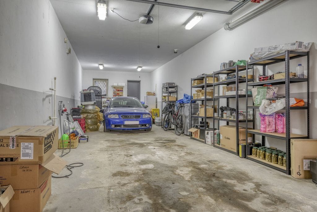 Dom 4 pokojowe na Sprzedaż