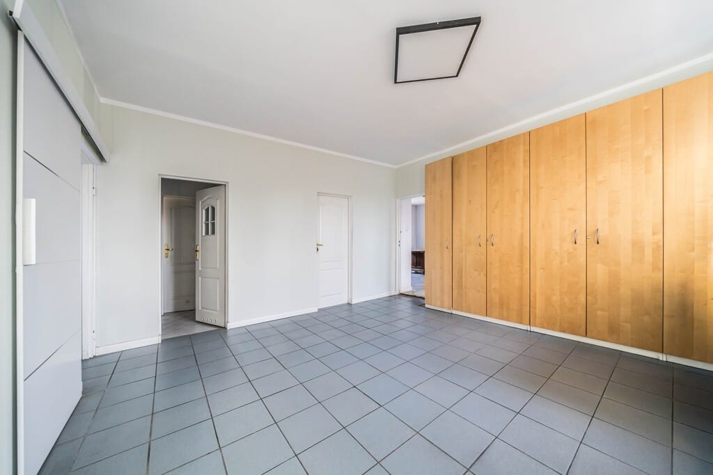 Lokal użytkowy  pokojowe na Wynajem