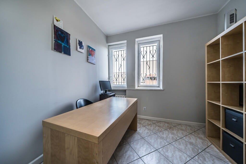 Lokal użytkowy  pokojowe na Wynajem