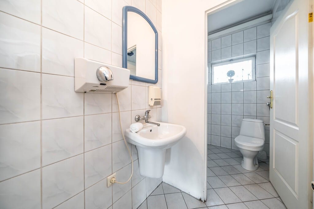 Lokal użytkowy  pokojowe na Wynajem