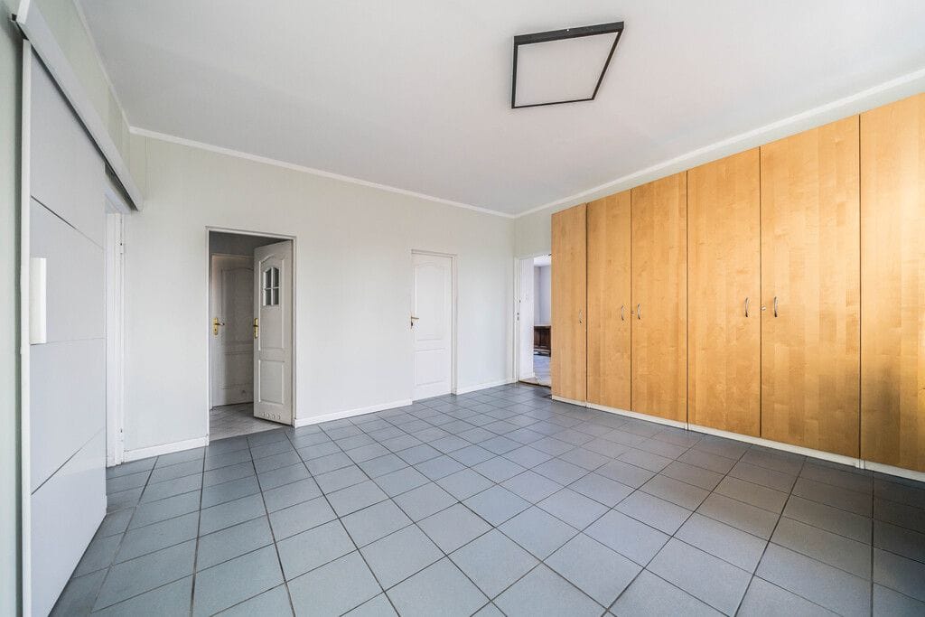 Lokal użytkowy  pokojowe na Wynajem