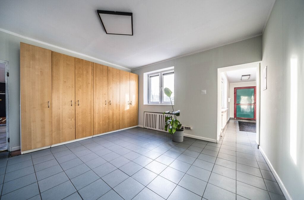 Lokal użytkowy  pokojowe na Wynajem