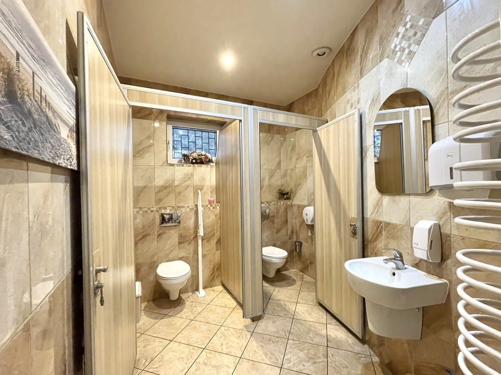 Lokal użytkowy  pokojowe na Wynajem