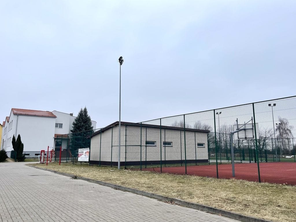 Dom 6 pokojowe na Sprzedaż