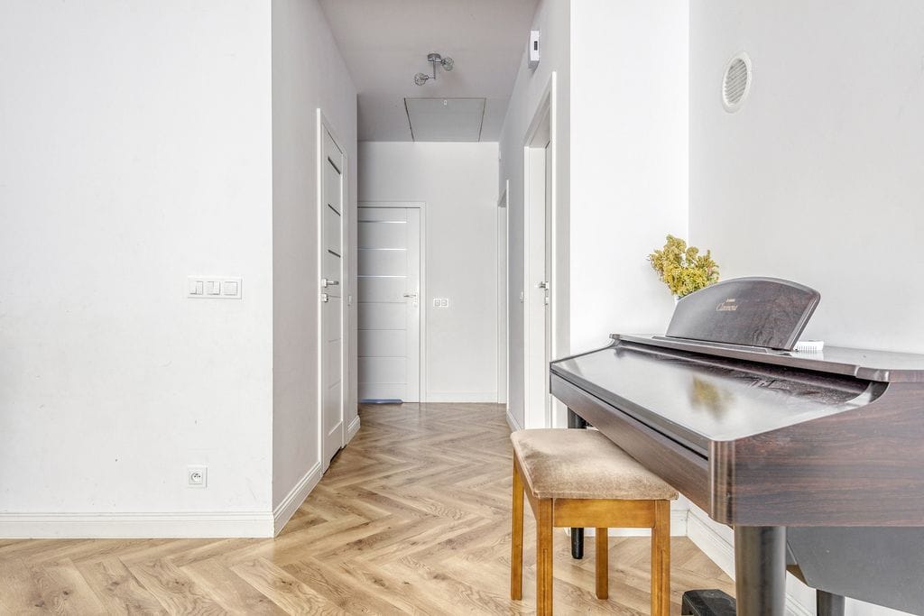 Dom 4 pokojowe na Sprzedaż