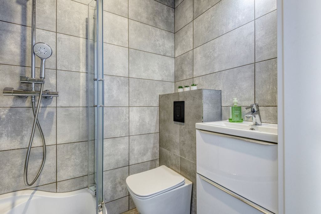 Dom 4 pokojowe na Sprzedaż