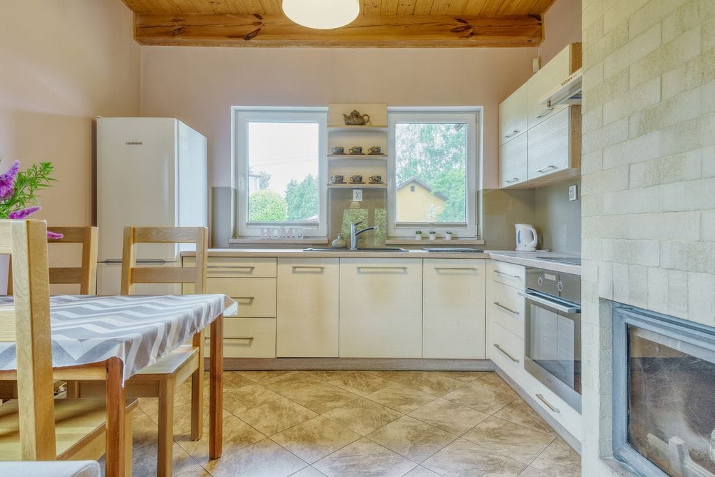 Dom 4 pokojowe na Sprzedaż