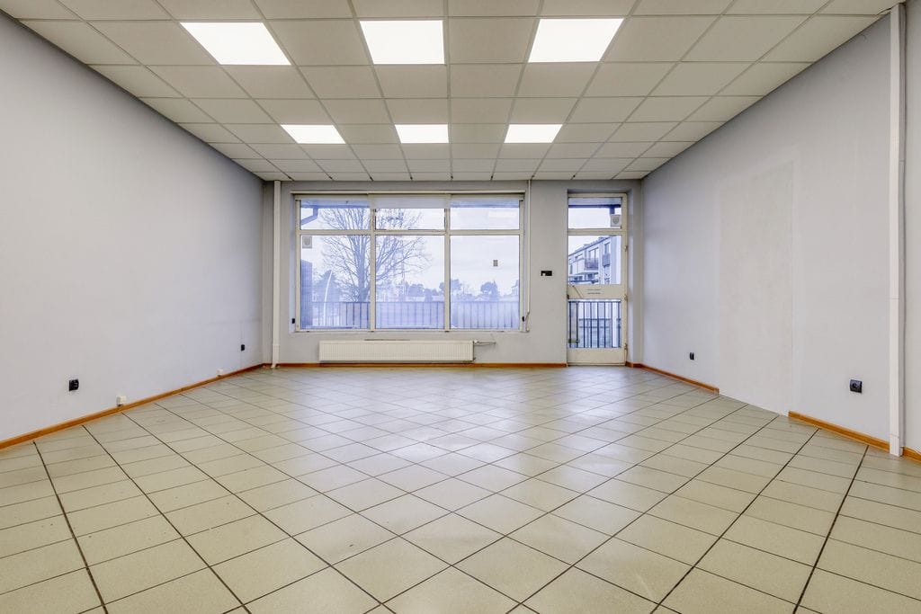 Lokal użytkowy  pokojowe na Sprzedaż