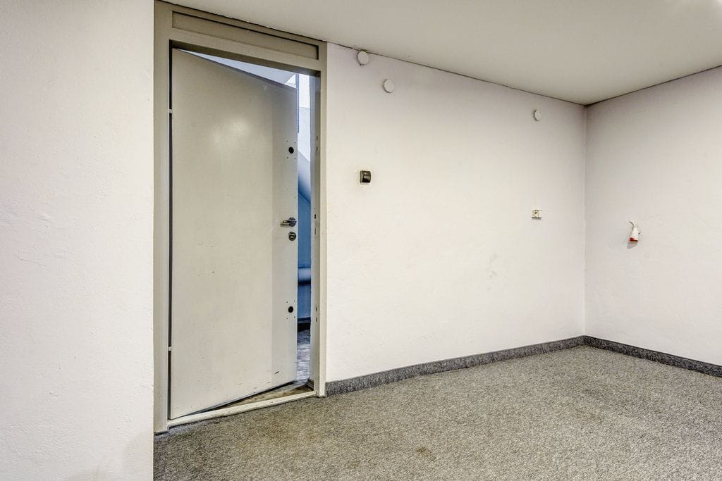 Lokal użytkowy  pokojowe na Sprzedaż