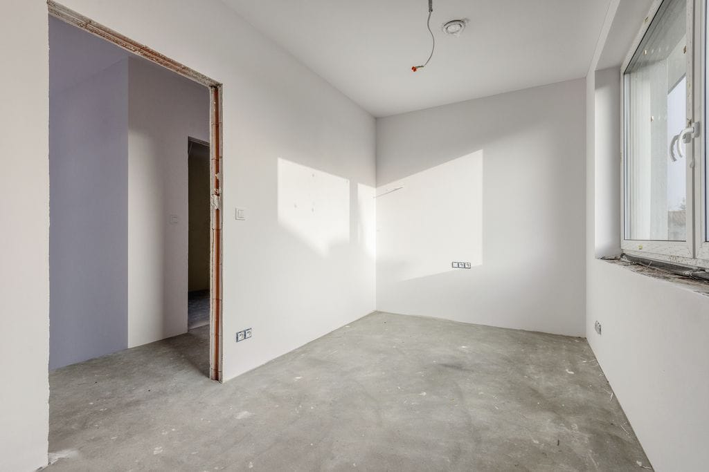 Dom 4 pokojowe na Sprzedaż