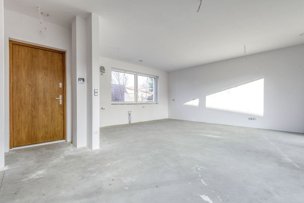 Dom 4 pokojowe na Sprzedaż