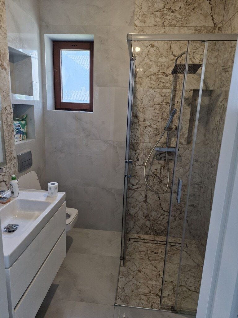 Dom 7 pokojowe na Sprzedaż