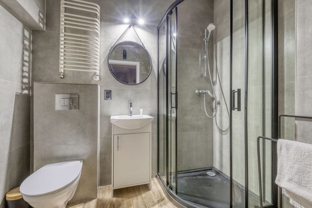 Lokal użytkowy  pokojowe na Sprzedaż