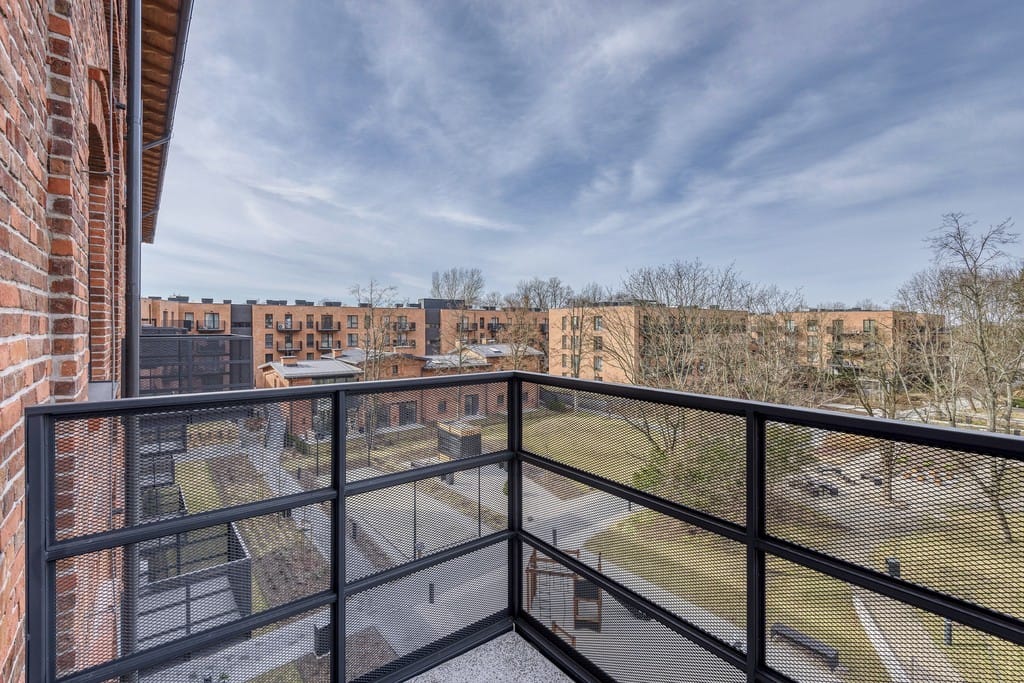 Mieszkanie 4 pokojowe na Sprzedaż