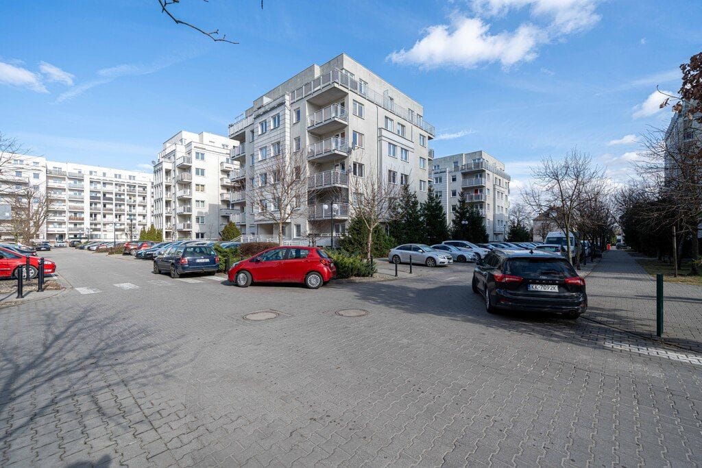 Mieszkanie 3 pokojowe na Sprzedaż