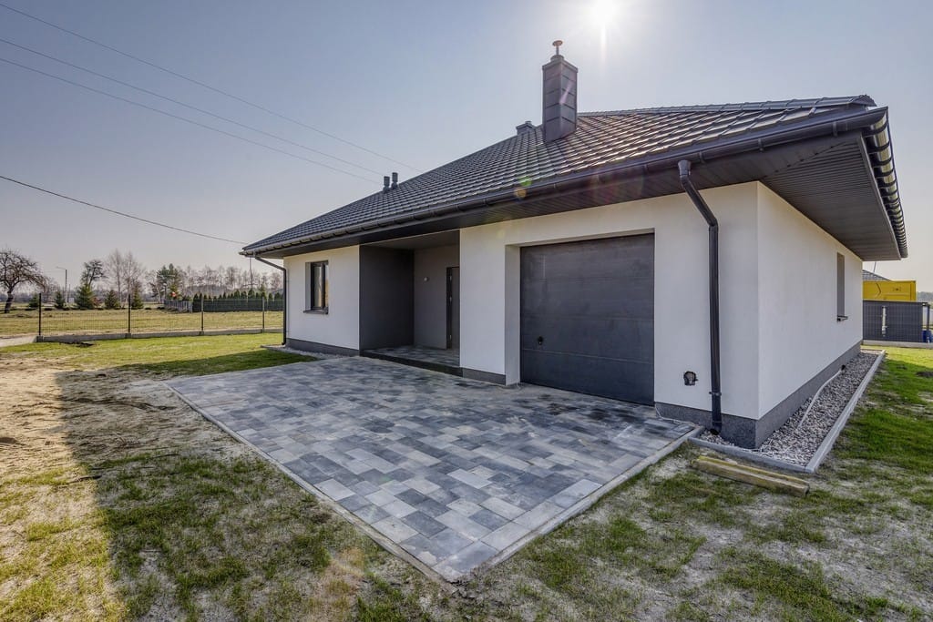 Dom 4 pokojowe na Sprzedaż