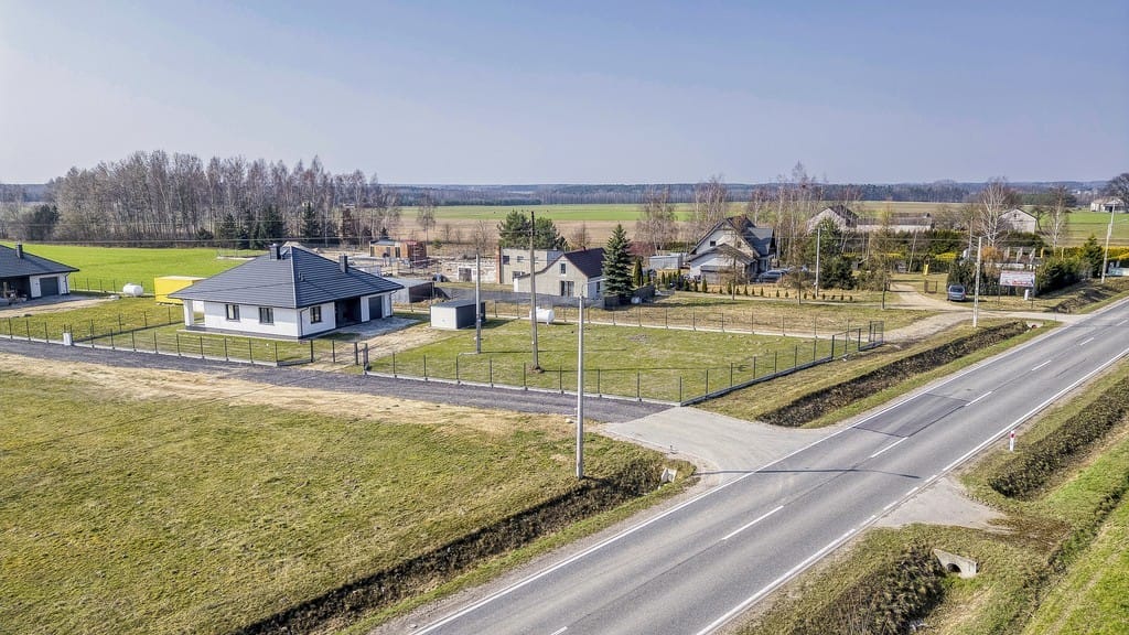 Dom 4 pokojowe na Sprzedaż