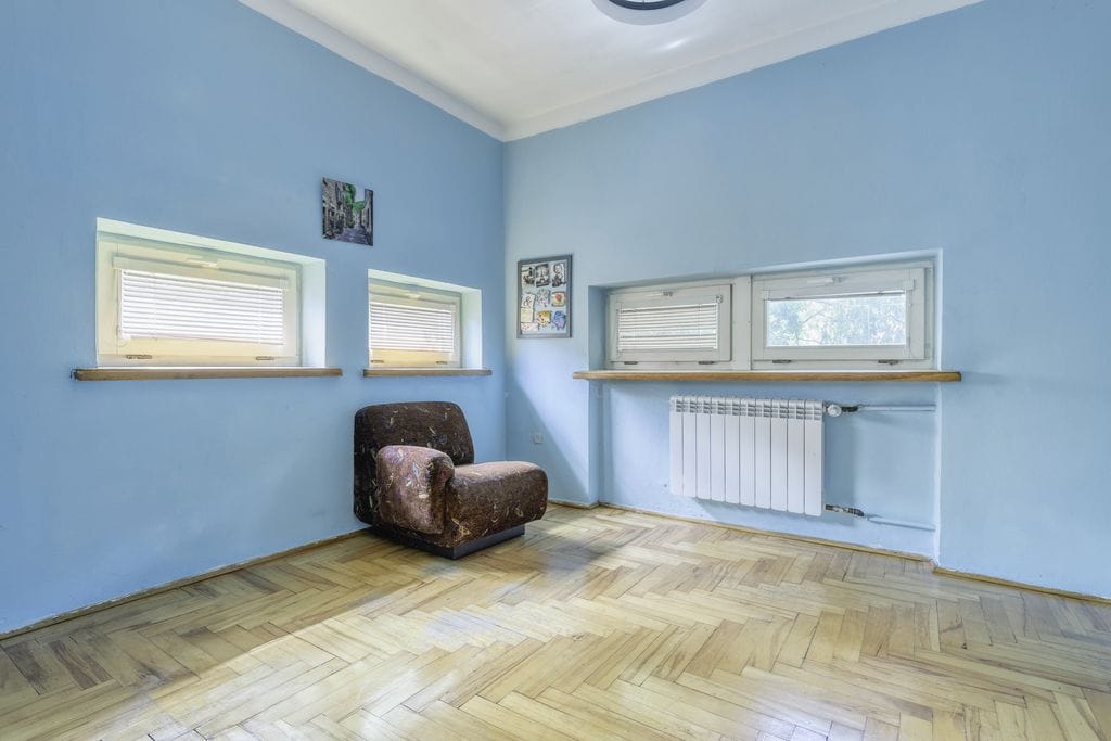 Dom 5 pokojowe na Sprzedaż