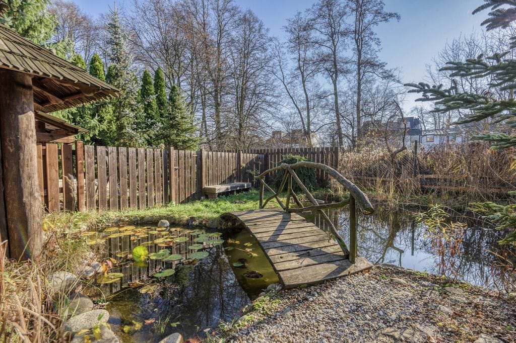 Dom 8 pokojowe na Sprzedaż