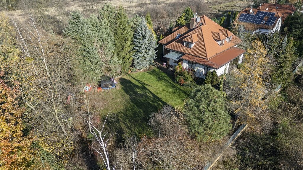 Dom 8 pokojowe na Sprzedaż