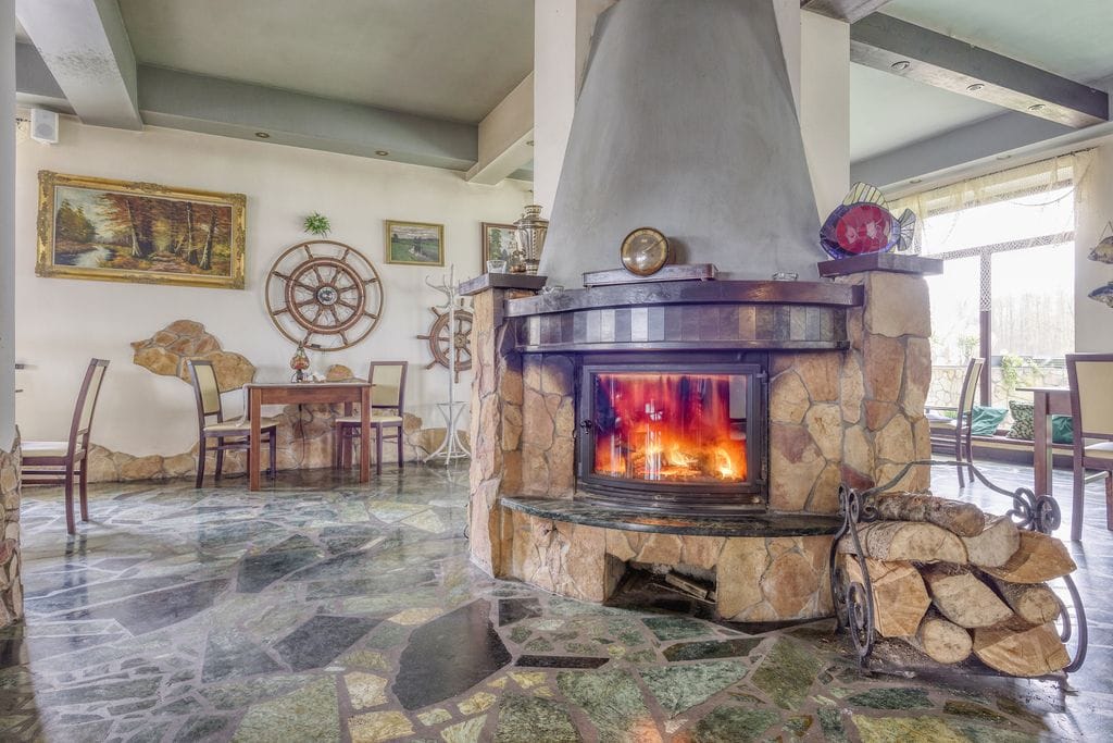 Lokal użytkowy  pokojowe na Sprzedaż