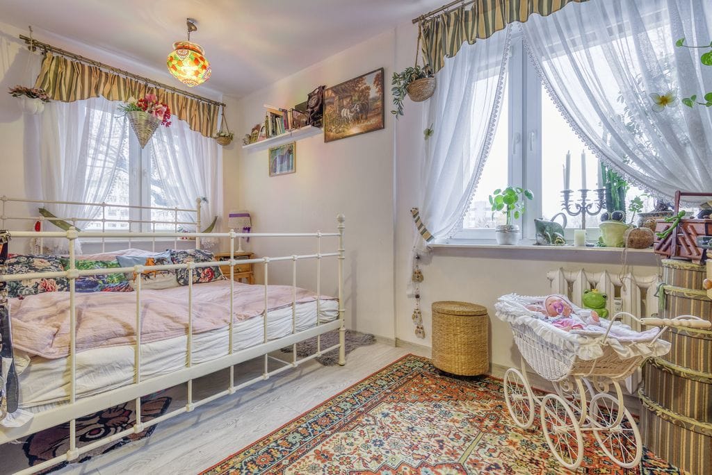 Mieszkanie 4 pokojowe na Sprzedaż