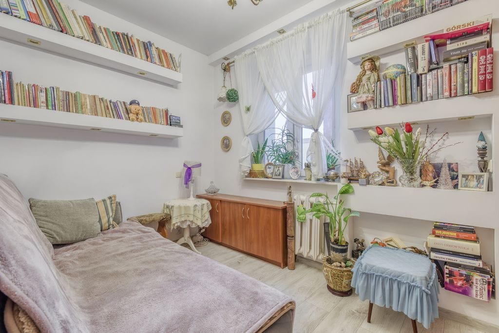 Mieszkanie 4 pokojowe na Sprzedaż