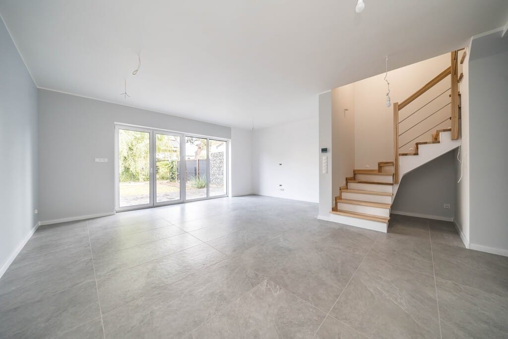 Mieszkanie 5 pokojowe na Sprzedaż