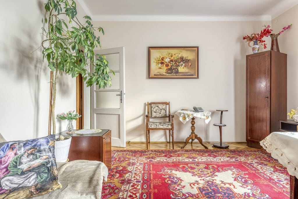 Dom 6 pokojowe na Sprzedaż