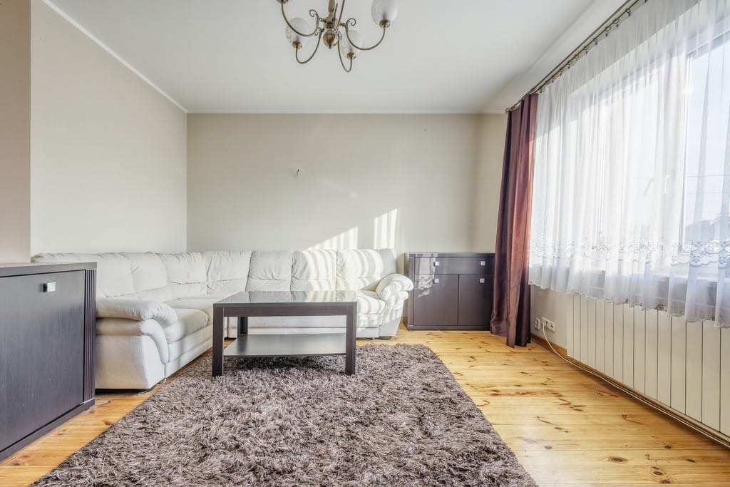 Dom 6 pokojowe na Sprzedaż