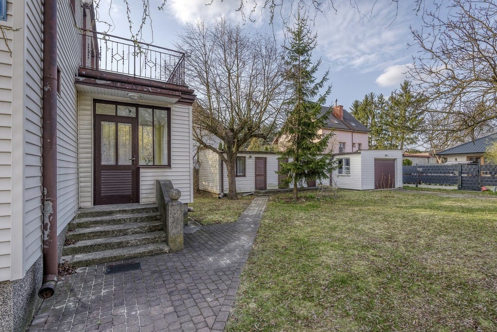 Dom 6 pokojowe na Sprzedaż