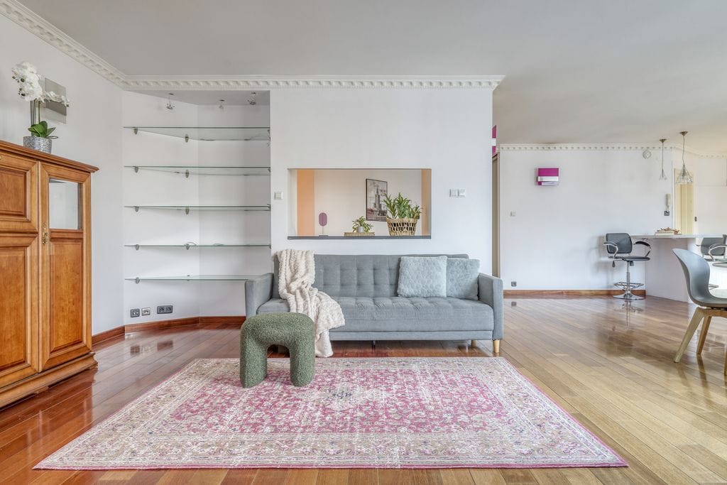 Mieszkanie 4 pokojowe na Sprzedaż