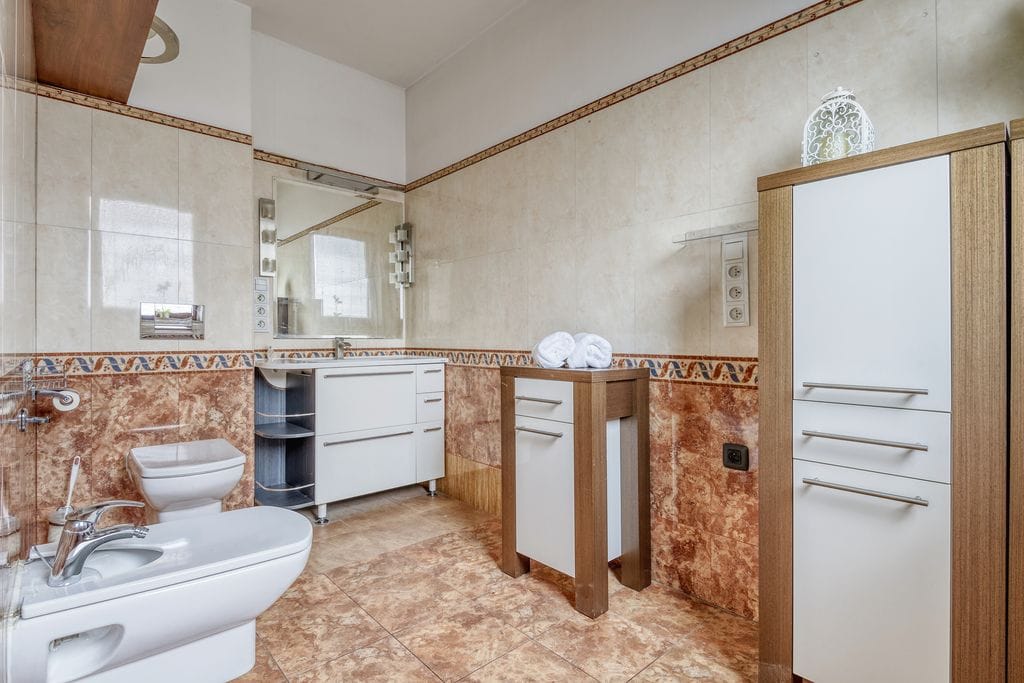 Mieszkanie 4 pokojowe na Sprzedaż