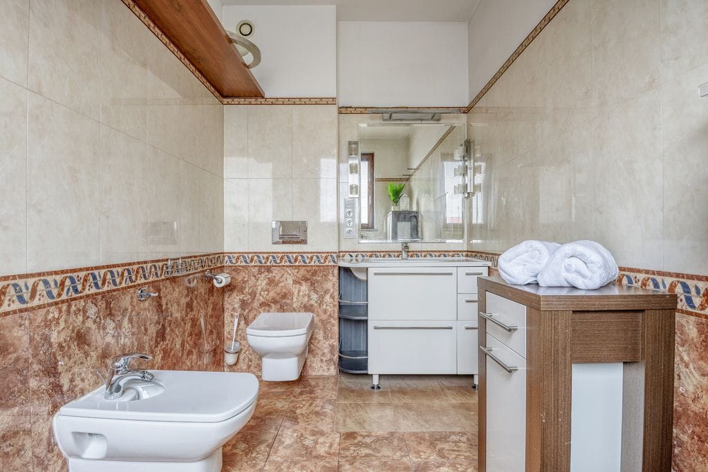 Mieszkanie 4 pokojowe na Sprzedaż