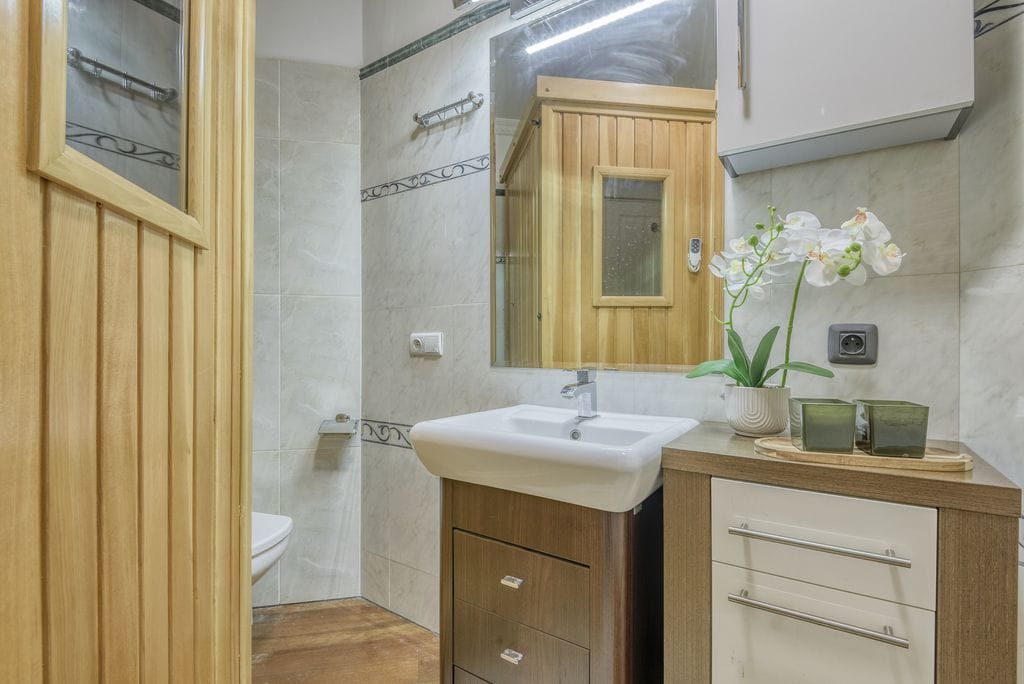 Mieszkanie 4 pokojowe na Sprzedaż