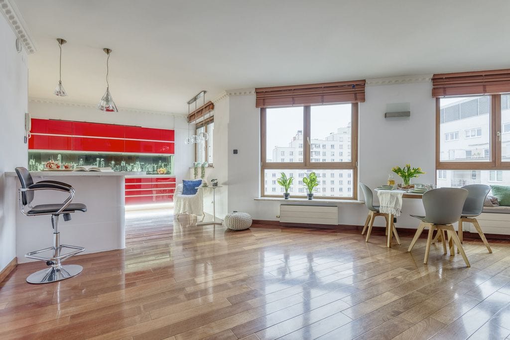 Mieszkanie 4 pokojowe na Sprzedaż