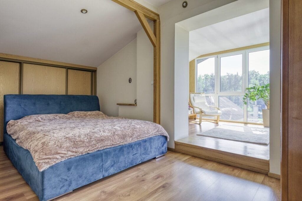 Dom 8 pokojowe na Sprzedaż