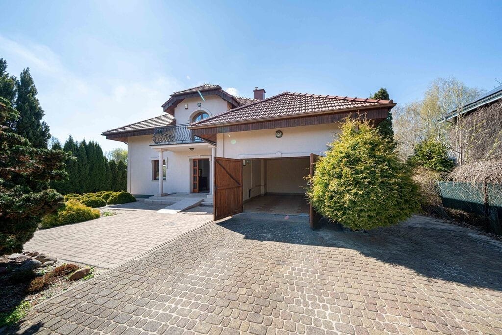 Dom 6 pokojowe na Sprzedaż