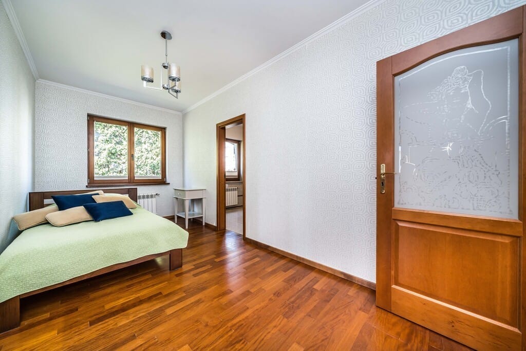 Dom 6 pokojowe na Sprzedaż