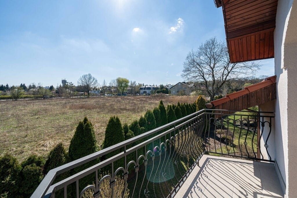 Dom 6 pokojowe na Sprzedaż