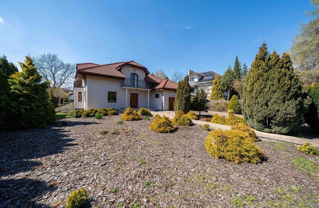 Dom 6 pokojowe na Sprzedaż