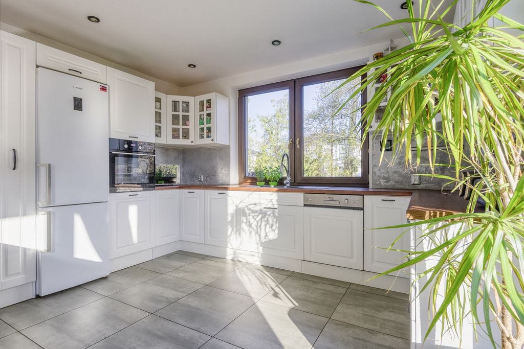 Dom 5 pokojowe na Sprzedaż