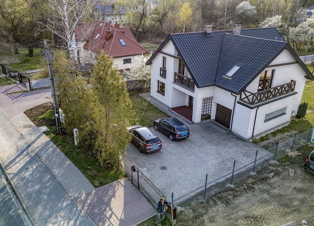 Dom 5 pokojowe na Sprzedaż