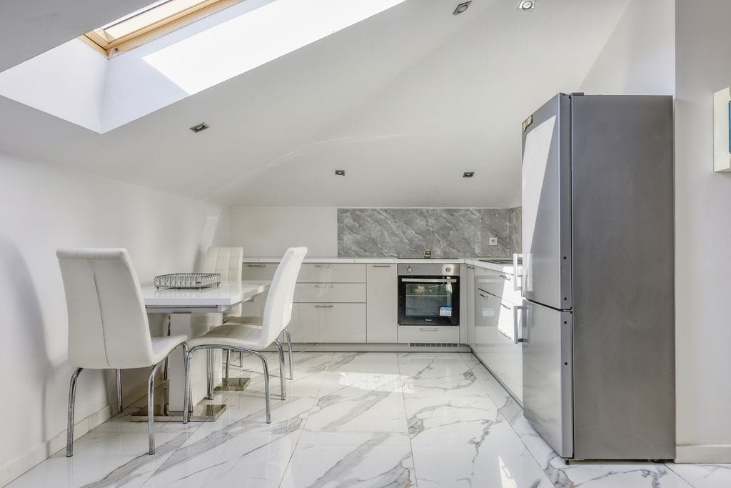 Dom 6 pokojowe na Sprzedaż