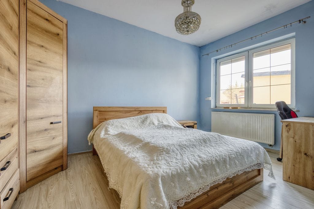 Dom 6 pokojowe na Sprzedaż