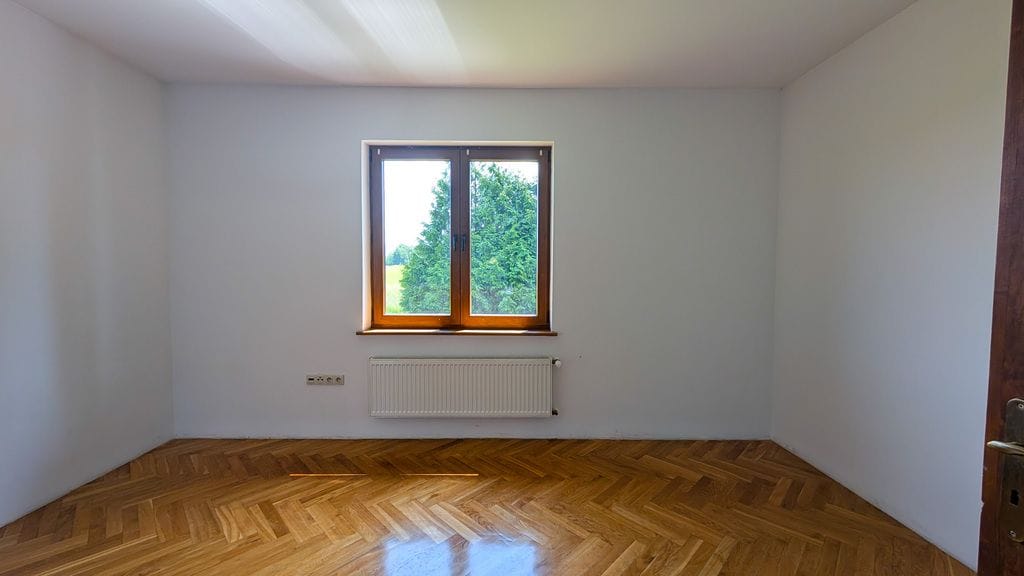 Dom 4 pokojowe na Sprzedaż